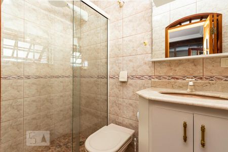 Banheiro suíte  de casa à venda com 3 quartos, 190m² em Vila Talarico, São Paulo