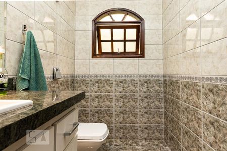 Casa à venda com 190m², 3 quartos e 2 vagas Casa à venda com 190m², 3 quartos e 2 vagasLavabo