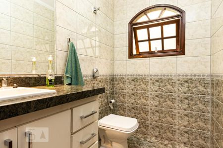 Casa à venda com 190m², 3 quartos e 2 vagas Casa à venda com 190m², 3 quartos e 2 vagasLavabo