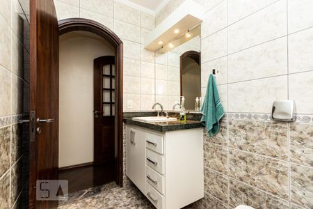 Casa à venda com 190m², 3 quartos e 2 vagas Casa à venda com 190m², 3 quartos e 2 vagasLavabo