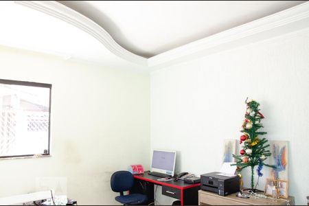 Casa à venda com 140m², 3 quartos e 2 vagasSala