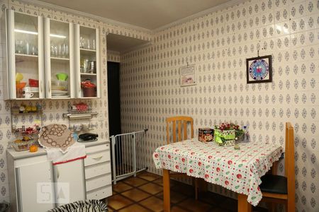 Casa à venda com 291m², 4 quartos e 2 vagasCozinha