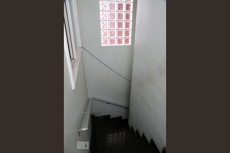 Casa à venda com 291m², 4 quartos e 2 vagasEscada