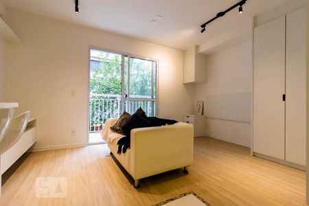 Sala/Quarto de kitnet/studio para alugar com 1 quarto, 30m² em Liberdade, São Paulo