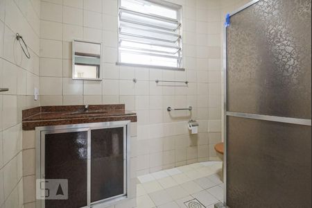 Apartamento à venda com 92m², 2 quartos e 1 vagaBanheiro Social