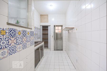 Apartamento à venda com 92m², 2 quartos e 1 vagaCozinha