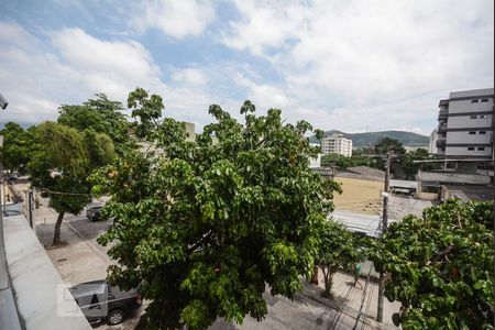 Vista Sala de apartamento à venda com 2 quartos, 92m² em Taquara, Rio de Janeiro