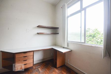 Apartamento à venda com 92m², 2 quartos e 1 vagaQuarto 2