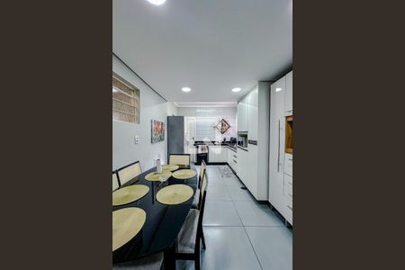 Apartamento à venda com 90m², 2 quartos e sem vagaCozinha