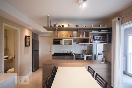 Apartamento para alugar com 84m², 2 quartos e 2 vagas Apartamento para alugar com 84m², 2 quartos e 2 vagasCozinha