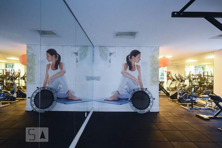 Apartamento para alugar com 84m², 2 quartos e 2 vagas Apartamento para alugar com 84m², 2 quartos e 2 vagasAcademia