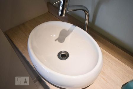 Apartamento para alugar com 84m², 2 quartos e 2 vagas Apartamento para alugar com 84m², 2 quartos e 2 vagasPia do lavabo