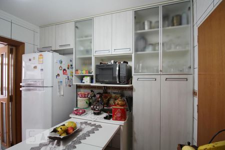 Apartamento à venda com 110m², 3 quartos e 2 vagasCozinha