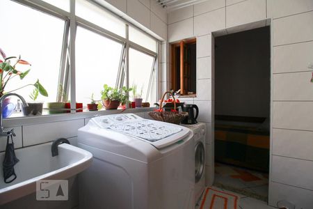 Apartamento à venda com 110m², 3 quartos e 2 vagasBanheiro de Serviço