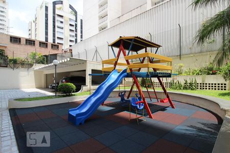 Apartamento à venda com 110m², 3 quartos e 2 vagasÁrea Comum - Playground