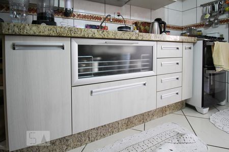 Apartamento à venda com 110m², 3 quartos e 2 vagasCozinha
