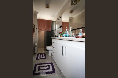 Apartamento à venda com 110m², 3 quartos e 2 vagasBanheiro da Suíte 