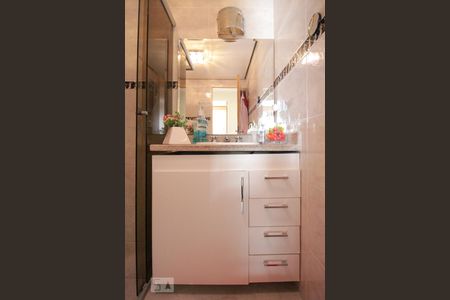 Apartamento à venda com 110m², 3 quartos e 2 vagasBanheiro 