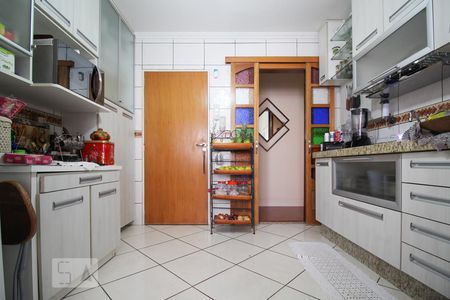 Apartamento à venda com 110m², 3 quartos e 2 vagasCozinha