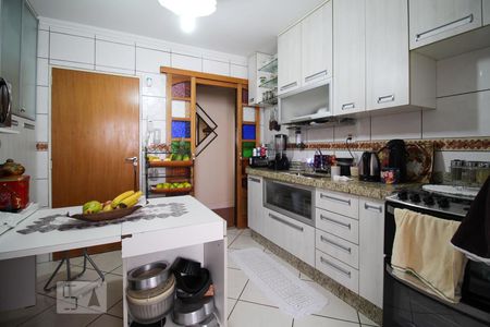 Apartamento à venda com 110m², 3 quartos e 2 vagasCozinha