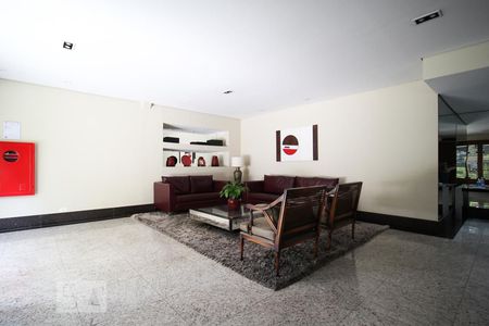 Apartamento à venda com 110m², 3 quartos e 2 vagasHall social