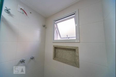 Banheiro de apartamento para alugar com 2 quartos, 67m² em Bela Vista, Santo André