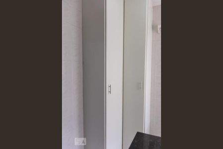 Apartamento à venda com 82m², 3 quartos e 2 vagas Apartamento à venda com 82m², 3 quartos e 2 vagasLavanderia