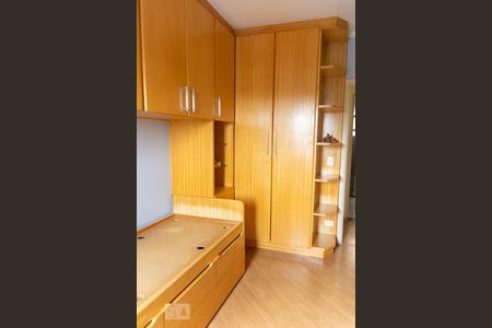 Apartamento à venda com 82m², 3 quartos e 2 vagas Apartamento à venda com 82m², 3 quartos e 2 vagasQuarto 2