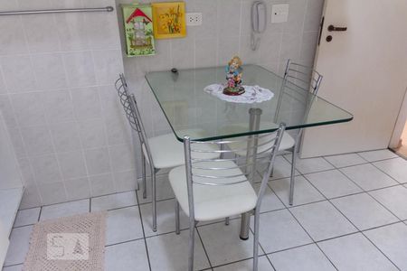 Apartamento à venda com 82m², 3 quartos e 2 vagas Apartamento à venda com 82m², 3 quartos e 2 vagasCozinha