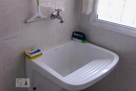 Apartamento à venda com 82m², 3 quartos e 2 vagas Apartamento à venda com 82m², 3 quartos e 2 vagasLavanderia