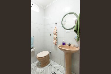 Banheiro de casa à venda com 3 quartos, 315m² em Utinga, Santo André