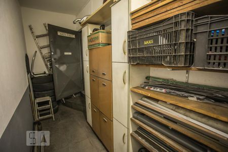 Apartamento à venda com 600m², 3 quartos e 1 vaga Apartamento à venda com 600m², 3 quartos e 1 vagaGaragem - Piso inferior - Dispensa