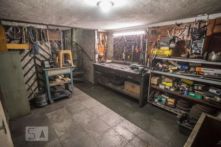 Apartamento à venda com 600m², 3 quartos e 1 vaga Apartamento à venda com 600m², 3 quartos e 1 vagaGaragem 2 - Piso inferior - Porão