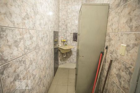 Apartamento à venda com 600m², 3 quartos e 1 vaga Apartamento à venda com 600m², 3 quartos e 1 vagaGaragem 2 - Piso inferior - Banheiro 4