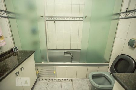 Apartamento à venda com 600m², 3 quartos e 1 vaga Apartamento à venda com 600m², 3 quartos e 1 vagaBanheiro 1