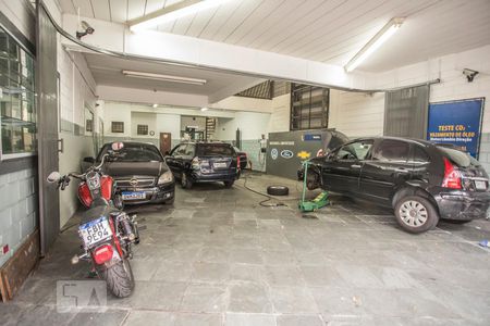 Apartamento à venda com 600m², 3 quartos e 1 vaga Apartamento à venda com 600m², 3 quartos e 1 vagaGaragem 2 - Piso inferior