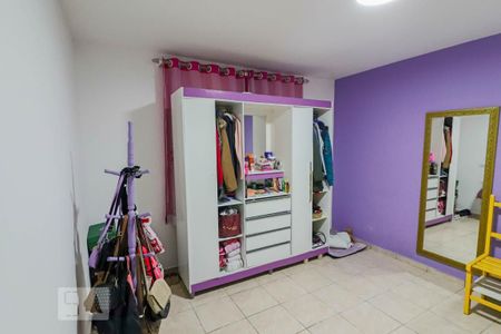Casa à venda com 140m², 5 quartos e 5 vagasCasa 2 - Quarto 2