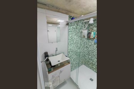 Casa à venda com 140m², 5 quartos e 5 vagasCasa 2 - Banheiro