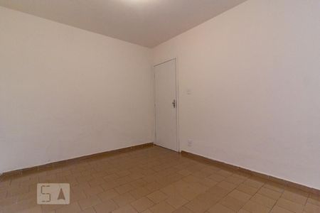 Quarto  de casa para alugar com 1 quarto, 40m² em Fazendinha, Curitiba