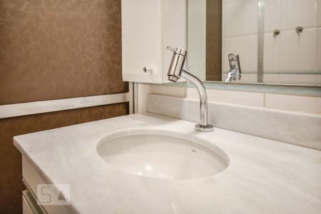 Banheiro - Torneira de kitnet/studio para alugar com 1 quarto, 43m² em Centro, São Paulo
