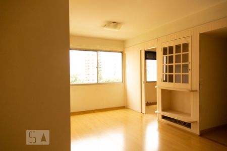 Apartamento para alugar com 87m², 3 quartos e 1 vaga Apartamento para alugar com 87m², 3 quartos e 1 vagaSala