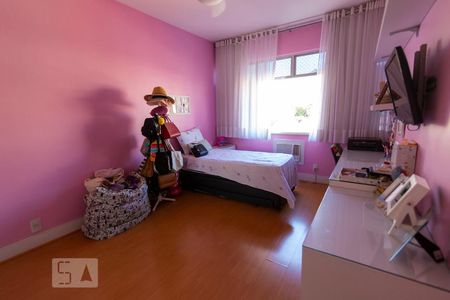 Apartamento à venda com 170m², 3 quartos e 3 vagasQuarto 2