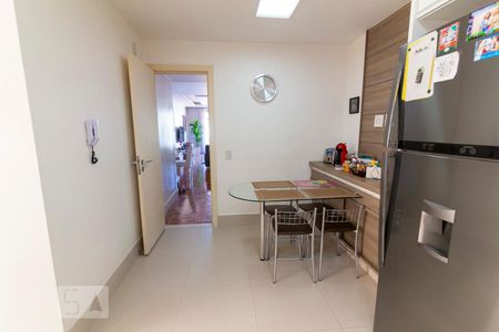 Apartamento à venda com 170m², 3 quartos e 3 vagasCozinha
