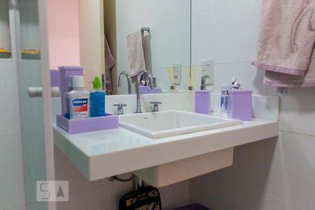 Apartamento à venda com 170m², 3 quartos e 3 vagasBanheiro