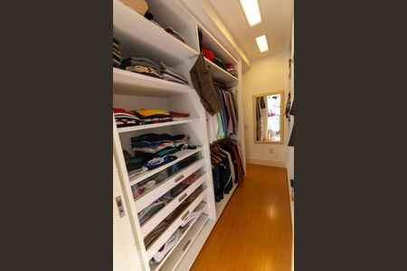 Apartamento à venda com 170m², 3 quartos e 3 vagasCloset da suíte