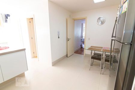 Apartamento à venda com 170m², 3 quartos e 3 vagasCozinha