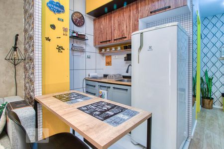 Studio de kitnet/studio para alugar com 1 quarto, 34m² em Centro, Curitiba