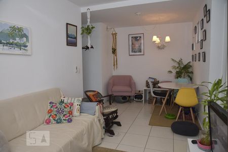 Sala de apartamento à venda com 2 quartos, 72m² em Freguesia, Rio de Janeiro