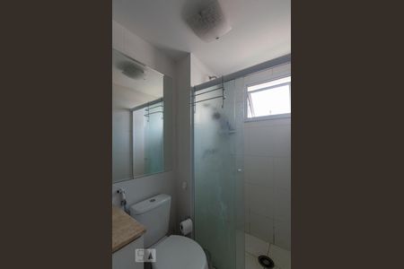 Banheiro de apartamento para alugar com 1 quarto, 44m² em Brooklin Paulista, São Paulo