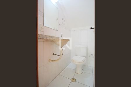 Casa de condomínio para alugar com 150m², 3 quartos e 4 vagasLavabo